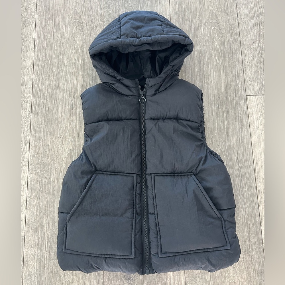 ZARA Black Hooded Puffer Vest